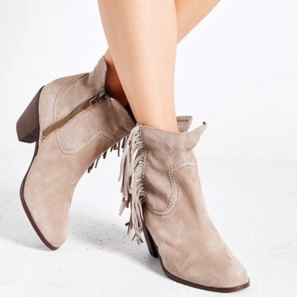 Sam Edelman Louie Gray Suede Fringed Booties Stacked Heel Sz 6.5